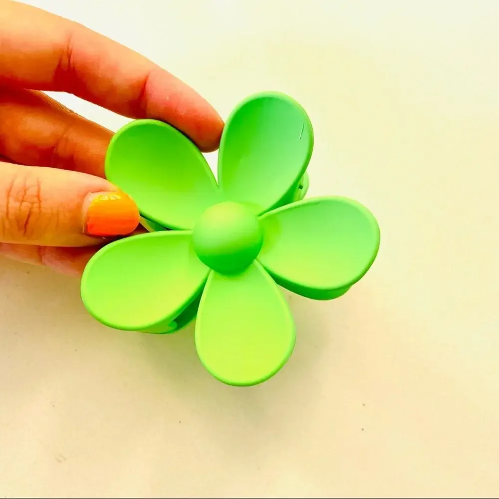 NEW FREE PEOPLE Lime Green Neon Daisy Flower Claw Clip Hair Retro Oversized Updo